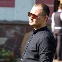Viktor